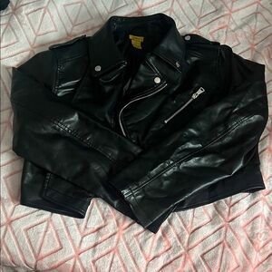 Daisy Black Jacket with Yellow Tag